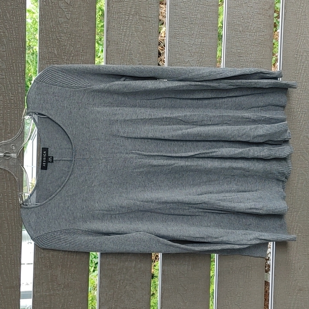 Jessica sweatshirt‎ size M Gray